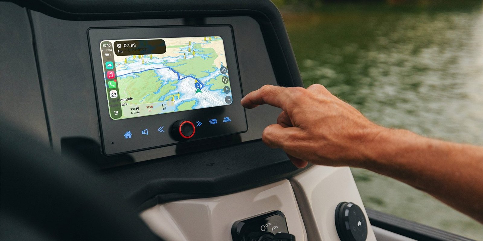 Apple Membawa Layanan CarPlay ke Ponton Boat, Ini Fitur Barunya!