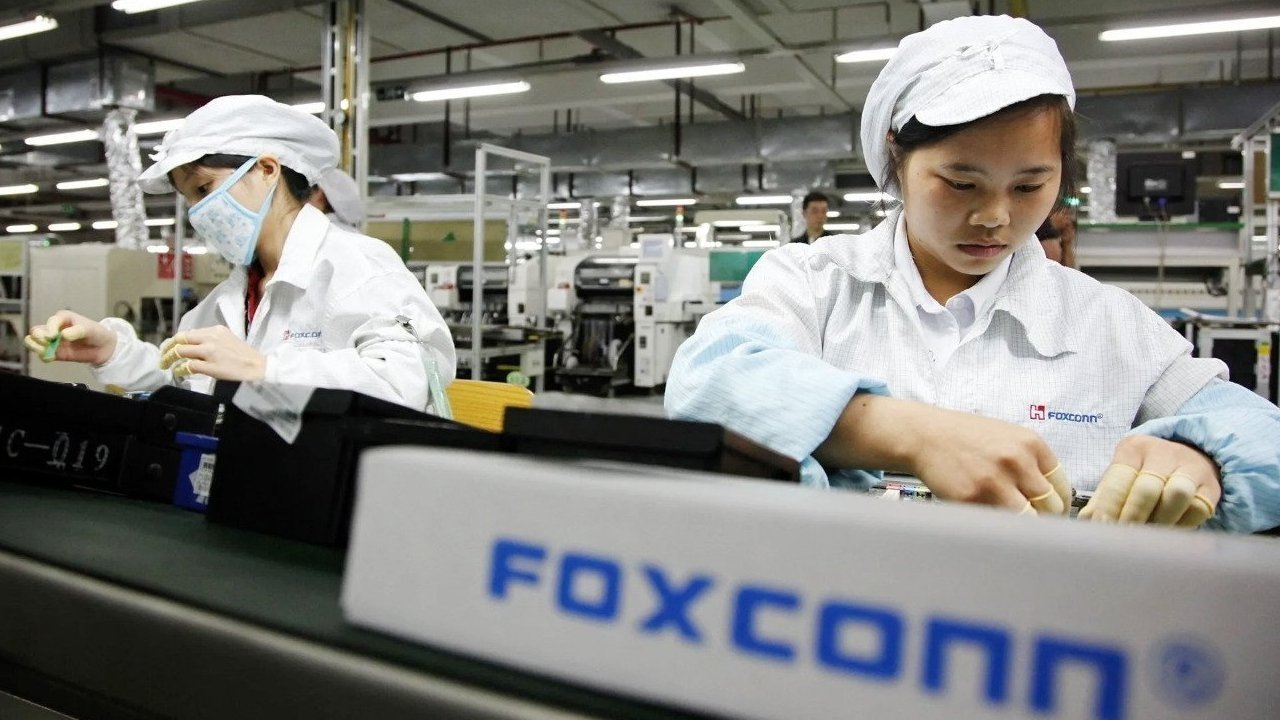 Foxconn Siap Produksi iPhone 18 Pro: Pasukan Buruh Dimobilisasi